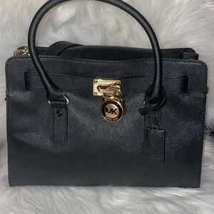 Michael Kors Hamilton Leather Large Shoulder Tote with lock and key